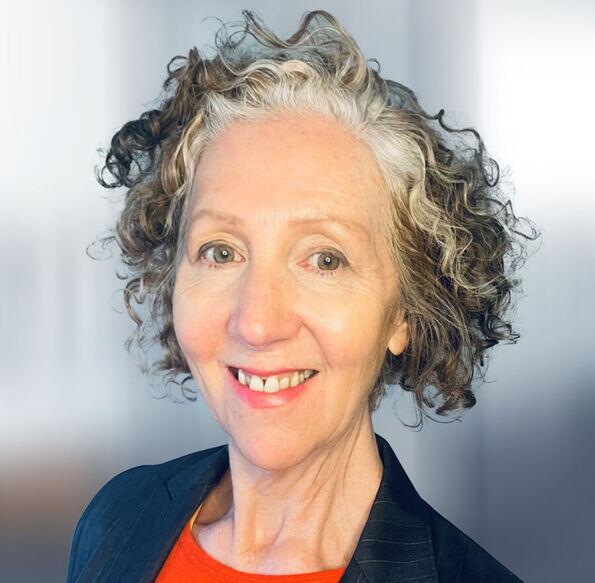 Hanratty.Narelle Pic.Sq Narelle Hanratty